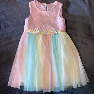 Rare Editions Girls Dress 4T no visible marks ribbon will need to be untied